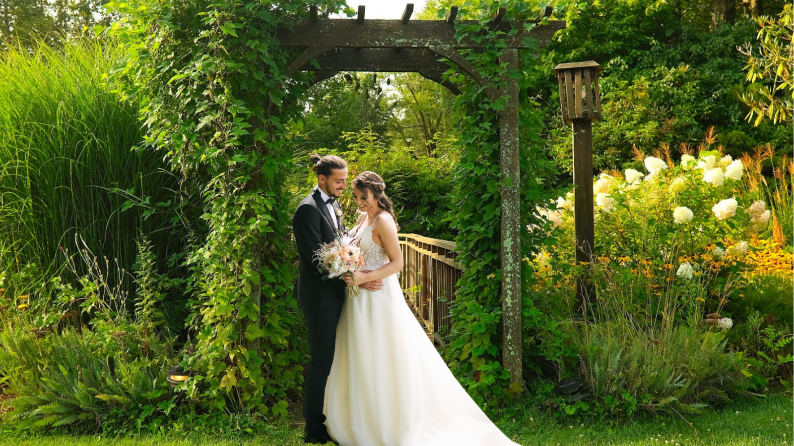 Weddings at Azalea Garden Inn